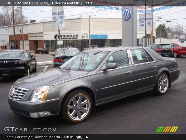 2006 Cadillac DTS Luxury in Titanium Metallic