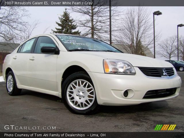 2007 Mitsubishi Galant ES in Dover White Pearl