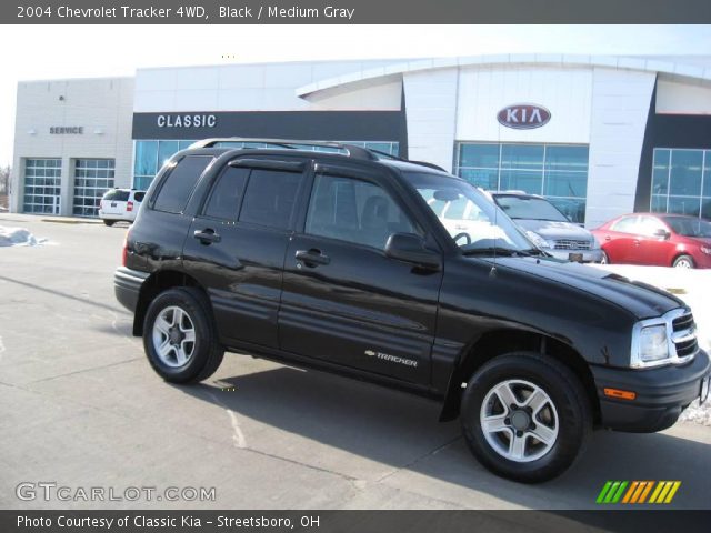 2004 Chevrolet Tracker 4WD in Black