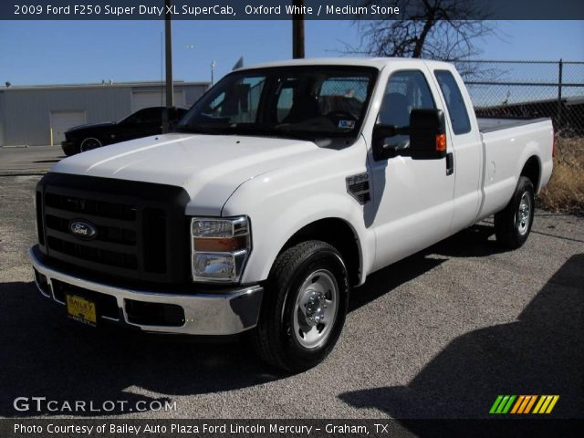 2009 Ford F250 Super Duty XL SuperCab in Oxford White