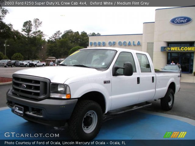 2003 Ford F250 Super Duty XL Crew Cab 4x4 in Oxford White