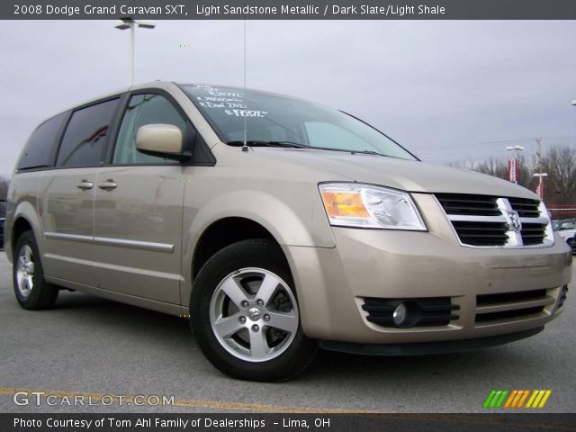 2008 Dodge Grand Caravan SXT in Light Sandstone Metallic