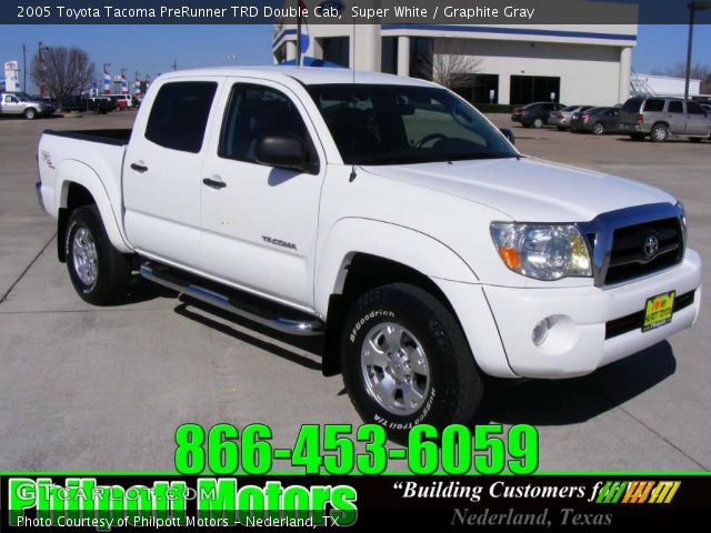 2005 Toyota Tacoma PreRunner TRD Double Cab in Super White