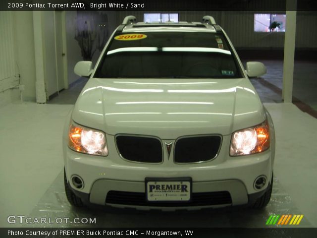 2009 Pontiac Torrent AWD in Bright White