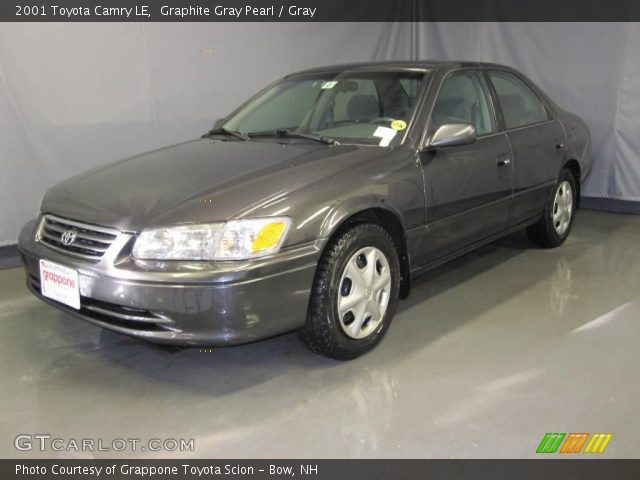 2001 Toyota Camry LE in Graphite Gray Pearl