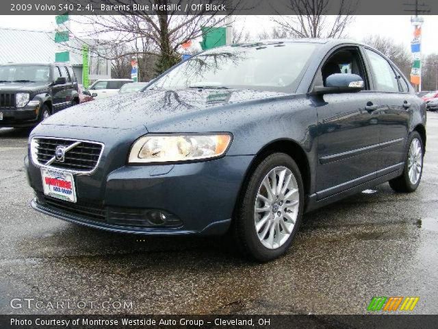 2009 Volvo S40 2.4i in Barents Blue Metallic