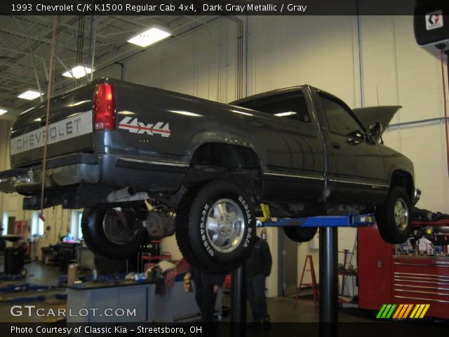 1993 Chevrolet C/K K1500 Regular Cab 4x4 in Dark Gray Metallic
