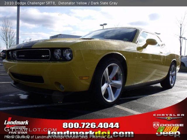 2010 Dodge Challenger SRT8 in Detonator Yellow