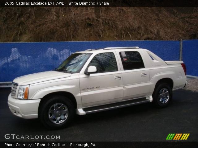 2005 Cadillac Escalade EXT AWD in White Diamond