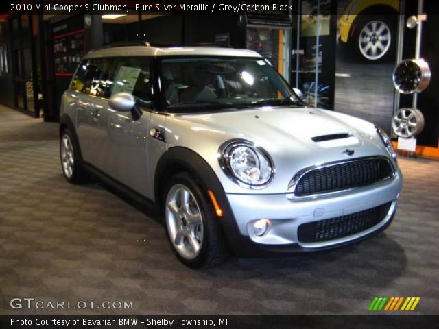 2010 Mini Cooper S Clubman in Pure Silver Metallic