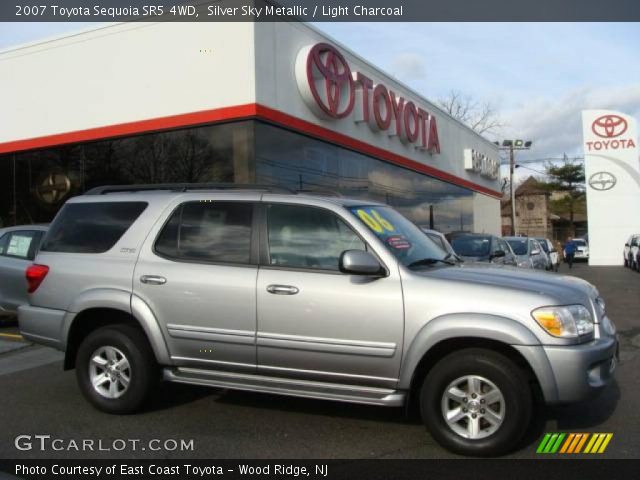 2007 Toyota Sequoia SR5 4WD in Silver Sky Metallic
