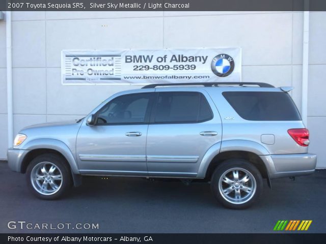 2007 Toyota Sequoia SR5 in Silver Sky Metallic
