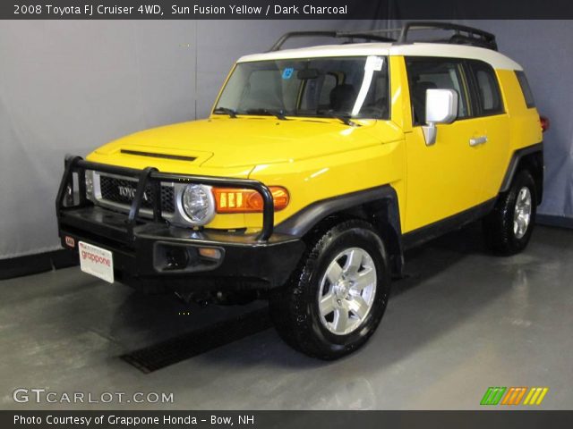 2008 Toyota FJ Cruiser 4WD in Sun Fusion Yellow