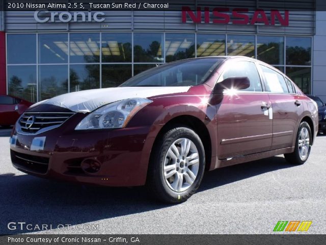 2010 Nissan Altima 2.5 S in Tuscan Sun Red