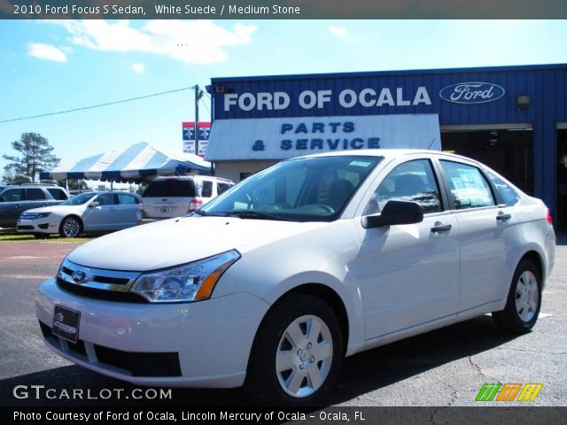 2010 Ford Focus S Sedan in White Suede