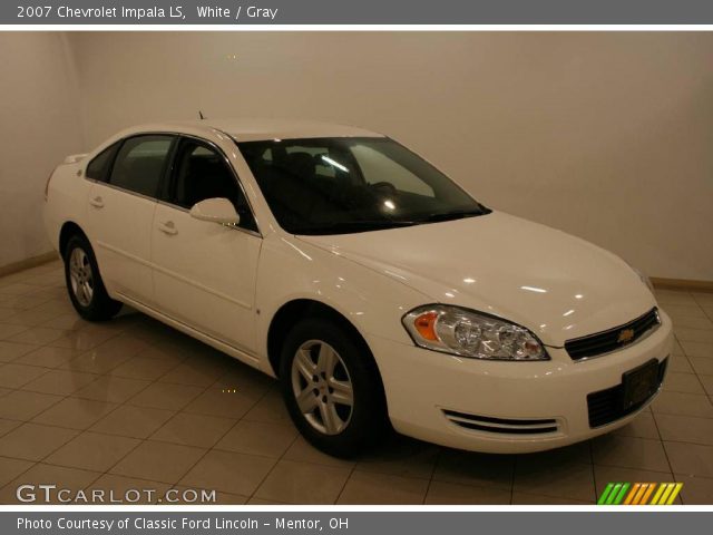 2007 Chevrolet Impala LS in White