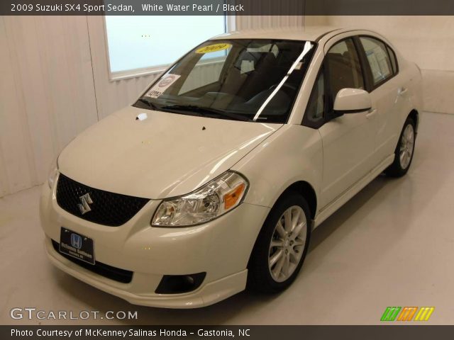 2009 Suzuki SX4 Sport Sedan in White Water Pearl