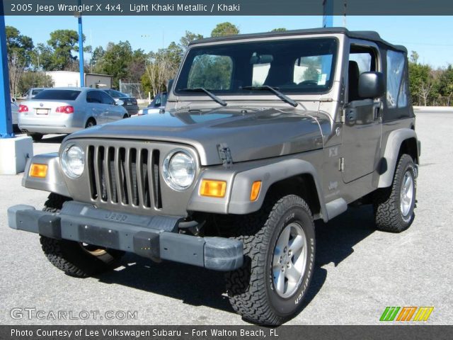 2005 Jeep Wrangler X 4x4 in Light Khaki Metallic