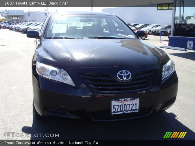 2007 Toyota Camry LE in Black