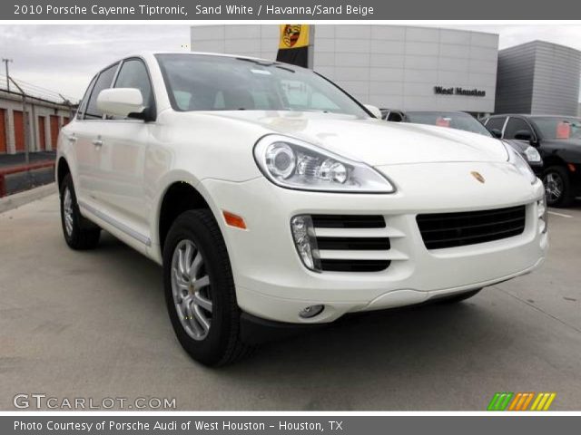 2010 Porsche Cayenne Tiptronic in Sand White