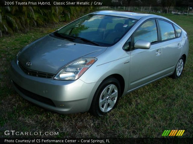 2006 Toyota Prius Hybrid in Classic Silver Metallic