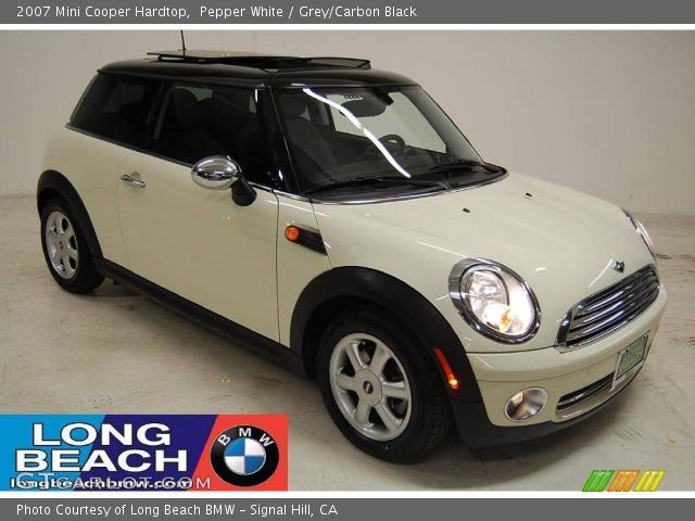 2007 Mini Cooper Hardtop in Pepper White
