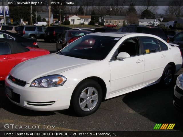 2009 Chevrolet Impala LT in White