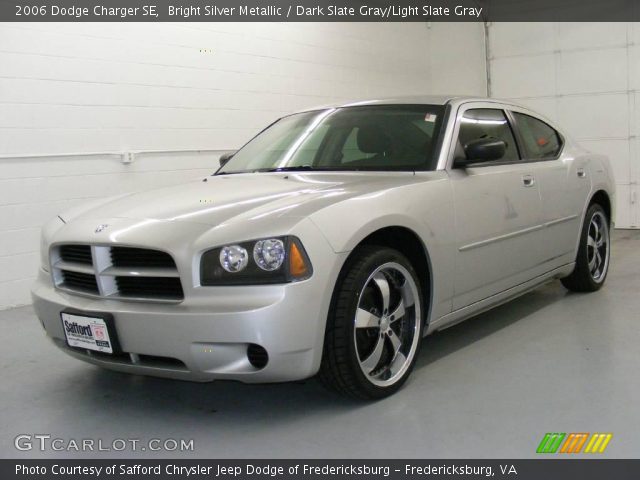 2006 Dodge Charger SE in Bright Silver Metallic