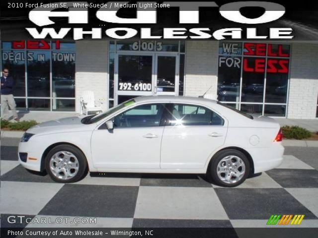 2010 Ford Fusion SE in White Suede