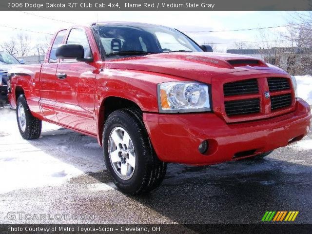 2006 Dodge Dakota R/T Club Cab 4x4 in Flame Red