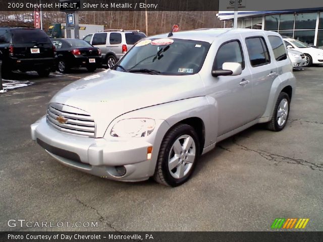 2009 Chevrolet HHR LT in Silver Ice Metallic