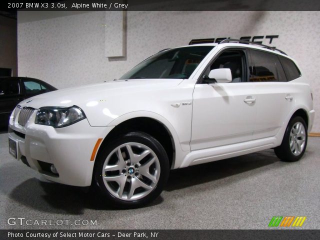 2007 BMW X3 3.0si in Alpine White