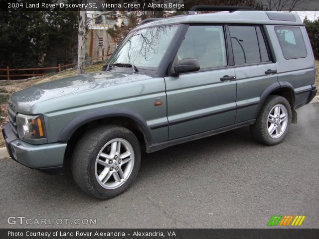 2004 Land Rover Discovery SE in Vienna Green