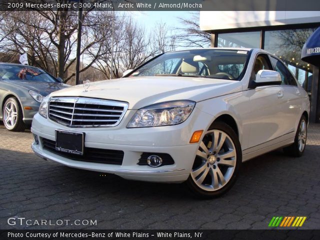2009 Mercedes-Benz C 300 4Matic in Arctic White