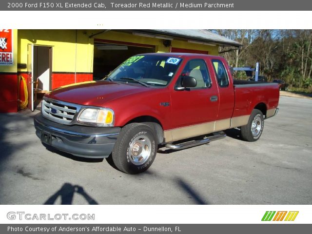 2000 Ford F150 XL Extended Cab in Toreador Red Metallic