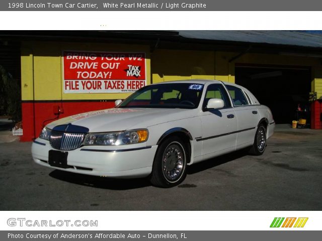 1998 Lincoln Town Car Cartier in White Pearl Metallic