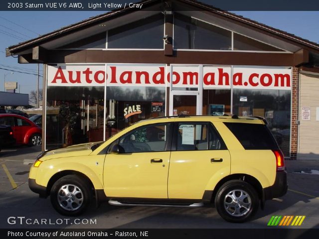 2003 Saturn VUE V6 AWD in Light Yellow