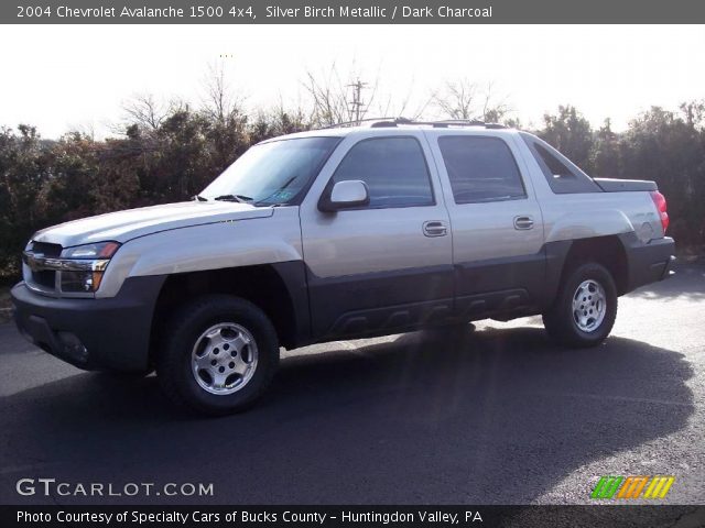 2004 Chevrolet Avalanche 1500 4x4 in Silver Birch Metallic