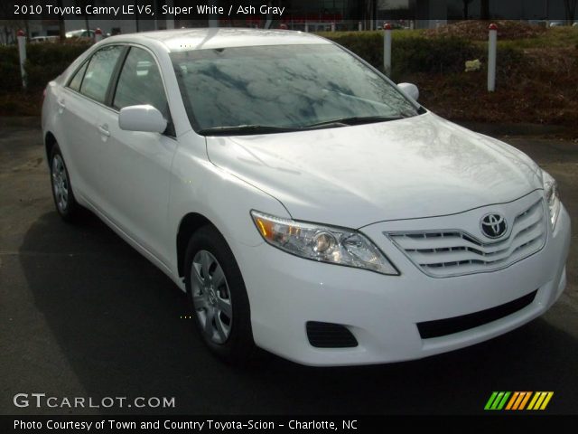 2010 Toyota Camry LE V6 in Super White