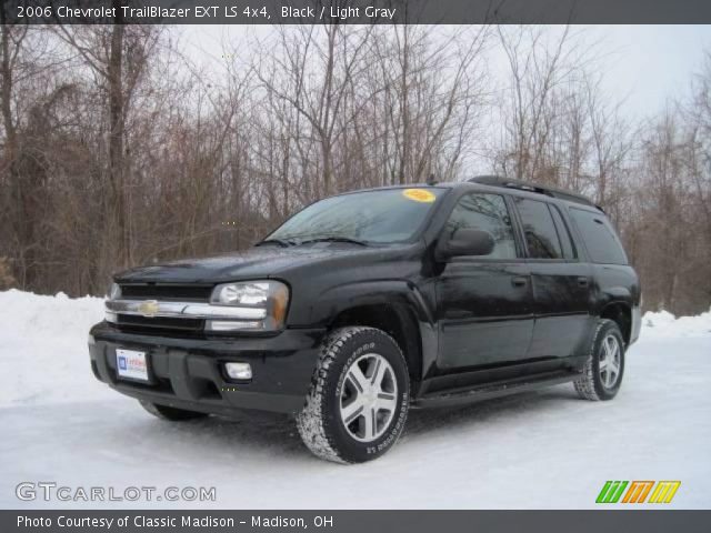 2006 Chevrolet TrailBlazer EXT LS 4x4 in Black