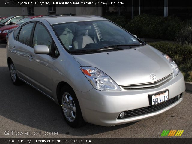 2005 Toyota Prius Hybrid in Millenium Silver Metallic
