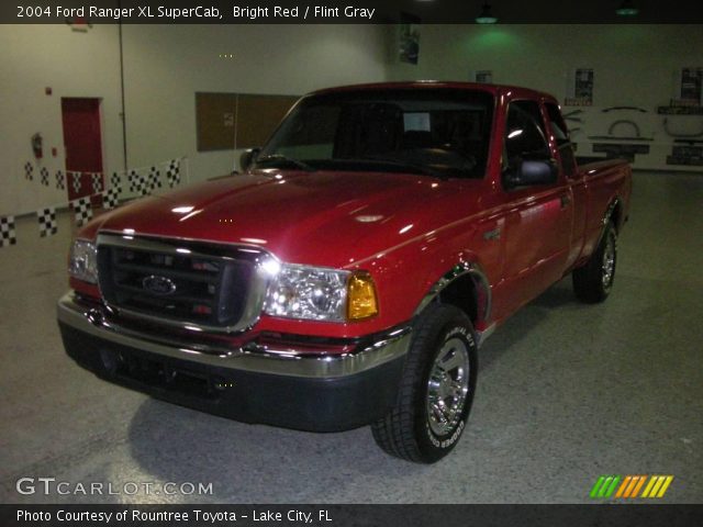 2004 Ford Ranger XL SuperCab in Bright Red