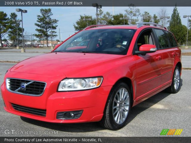 2008 Volvo V50 T5 in Passion Red