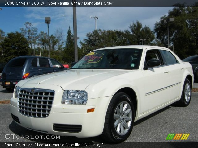 2008 Chrysler 300 LX in Cool Vanilla White