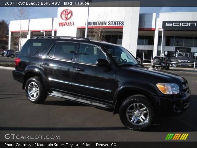 2007 Toyota Sequoia SR5 4WD in Black