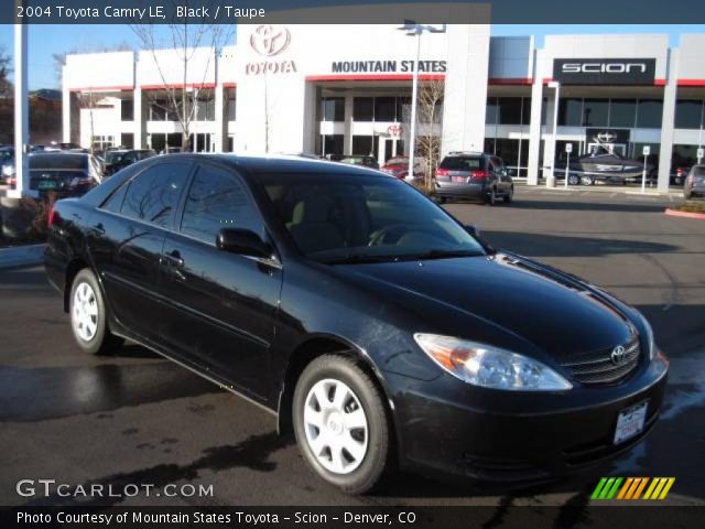 2004 Toyota Camry LE in Black