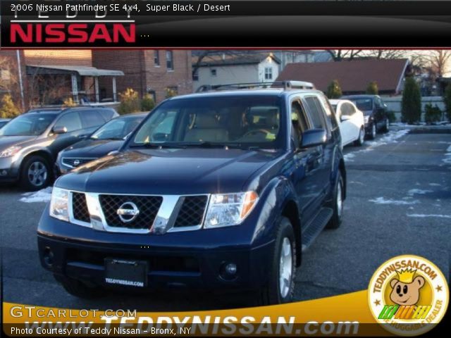 2006 Nissan Pathfinder SE 4x4 in Super Black