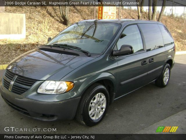 2006 Dodge Caravan SE in Magnesium Green Pearl