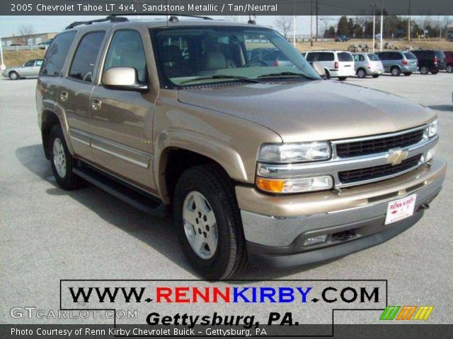 2005 Chevrolet Tahoe LT 4x4 in Sandstone Metallic