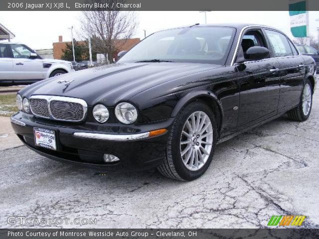 2006 Jaguar XJ XJ8 L in Ebony Black